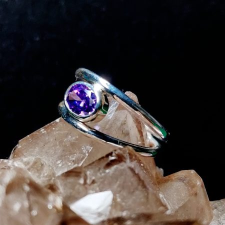 Amethyst ring