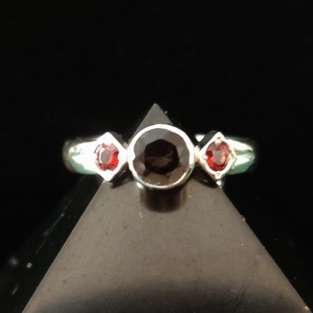Smoky quartz and almandine garnet ring