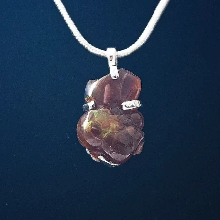 Mexican fire agate pendant
