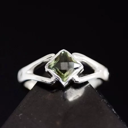 Moldavite/ sapphire ring